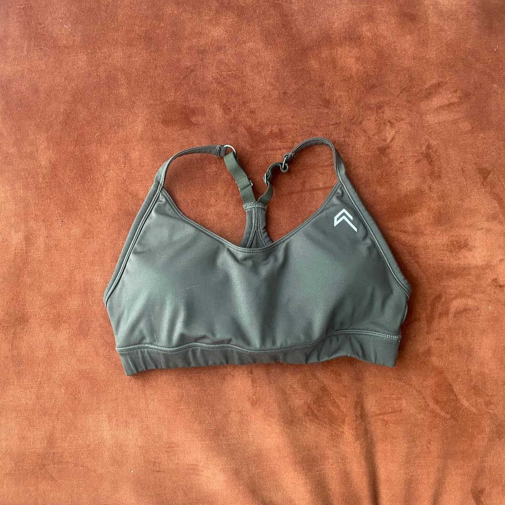 Oner Active Everyday Sports Bra in Olive Green, Size Medium
